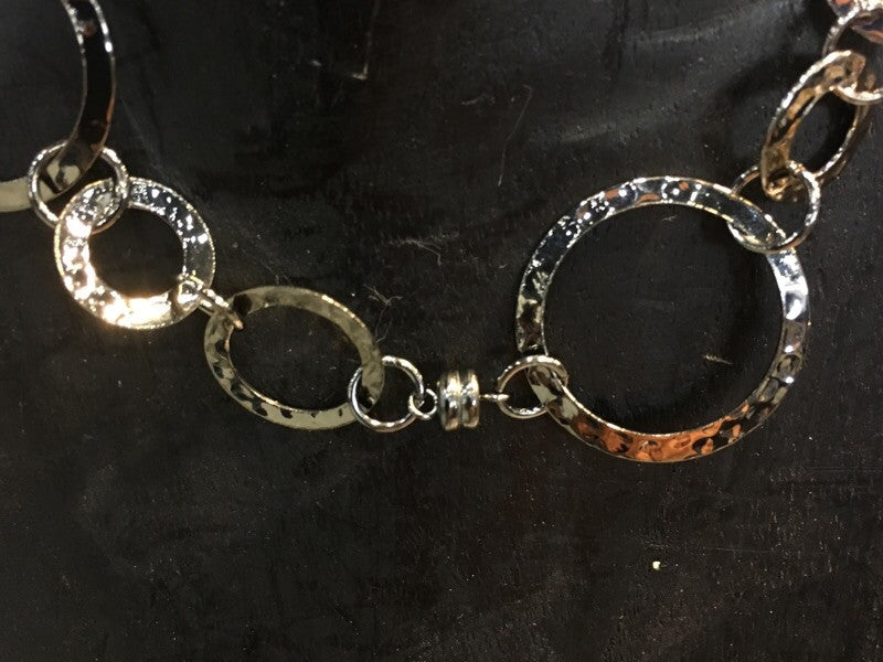 Hammered Hoop Bracelet Gun-Metal – MacPhee WorkShop